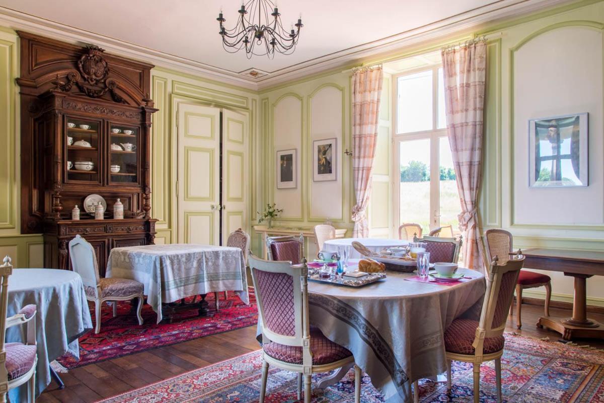 Château Le Breil Coron Exterior foto